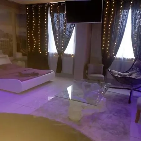Paradise By Karen's Service
