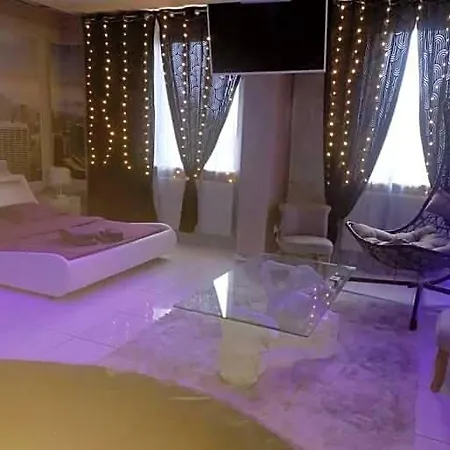 بيت الحب Paradise By Karen's Service فورباخ